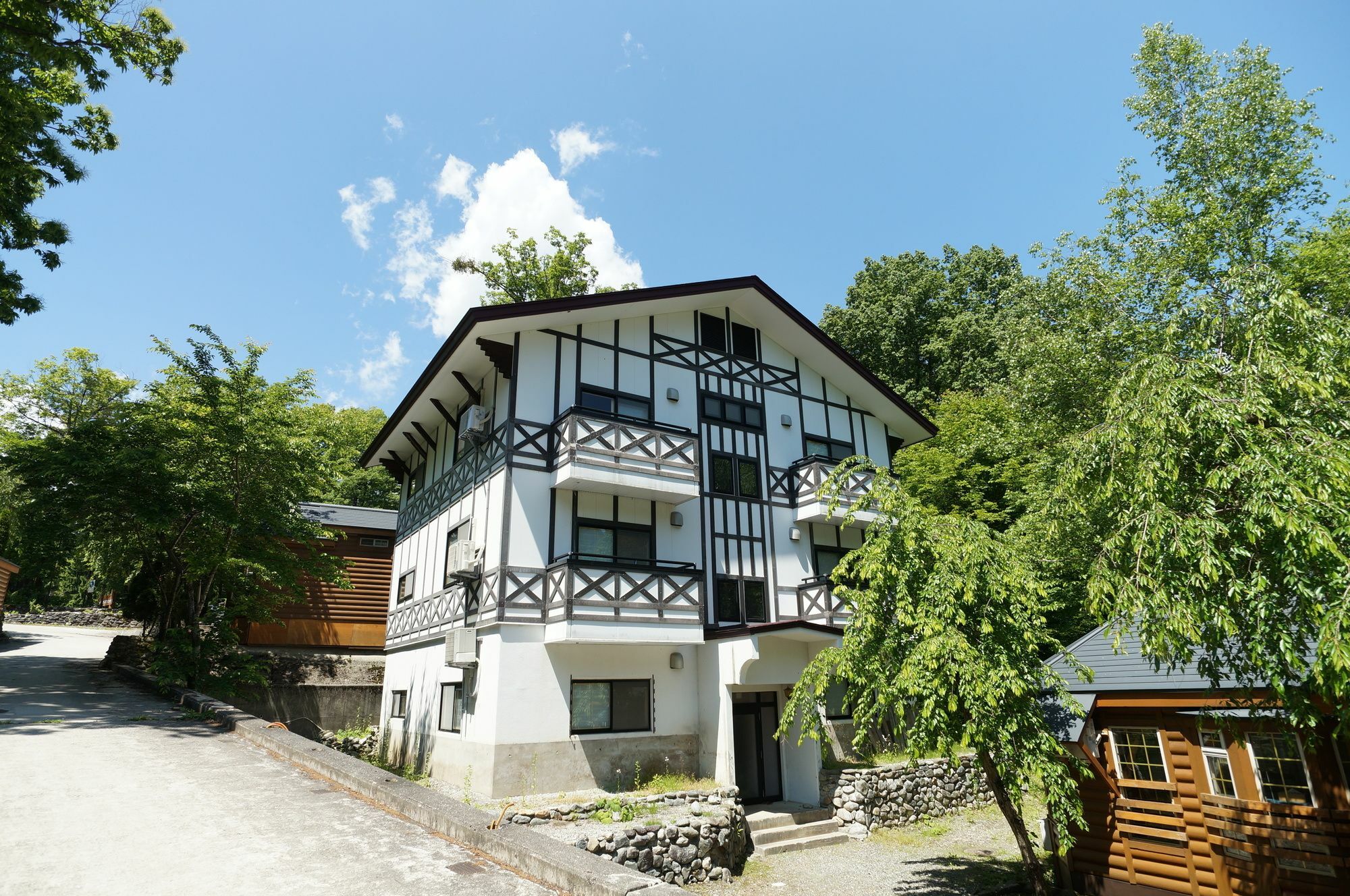 Hakuba Canadian Lodge Exterior foto